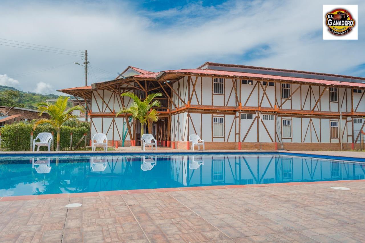 El Total Hotel El Ganadero מראה חיצוני תמונה